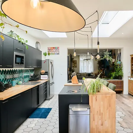 Maison Familiale Ideale A
