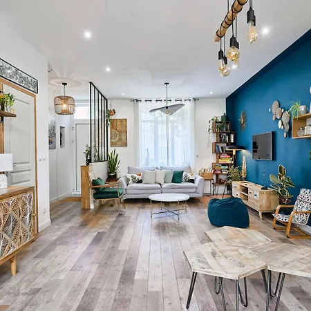 Maison Familiale Ideale A *